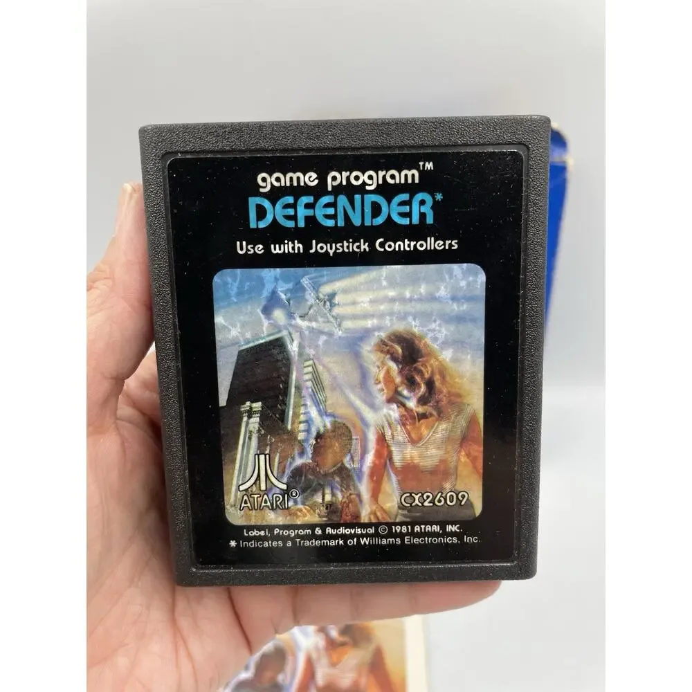 Defender Atari 2600 Video Game Cartridge 1981 CIB Complete In Box